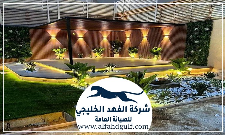 تركيب عشب جداري